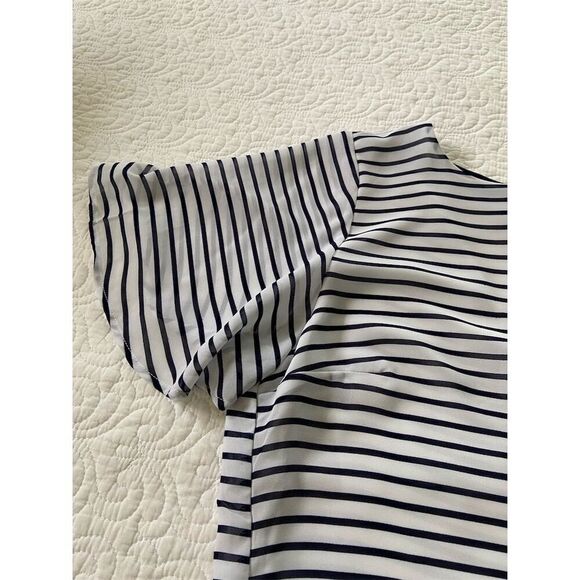 H&M Striped Short Sleeve Blouse Size 8 Multicolor Round Neck  Rear Tie Accent​ - Picture 8 of 14